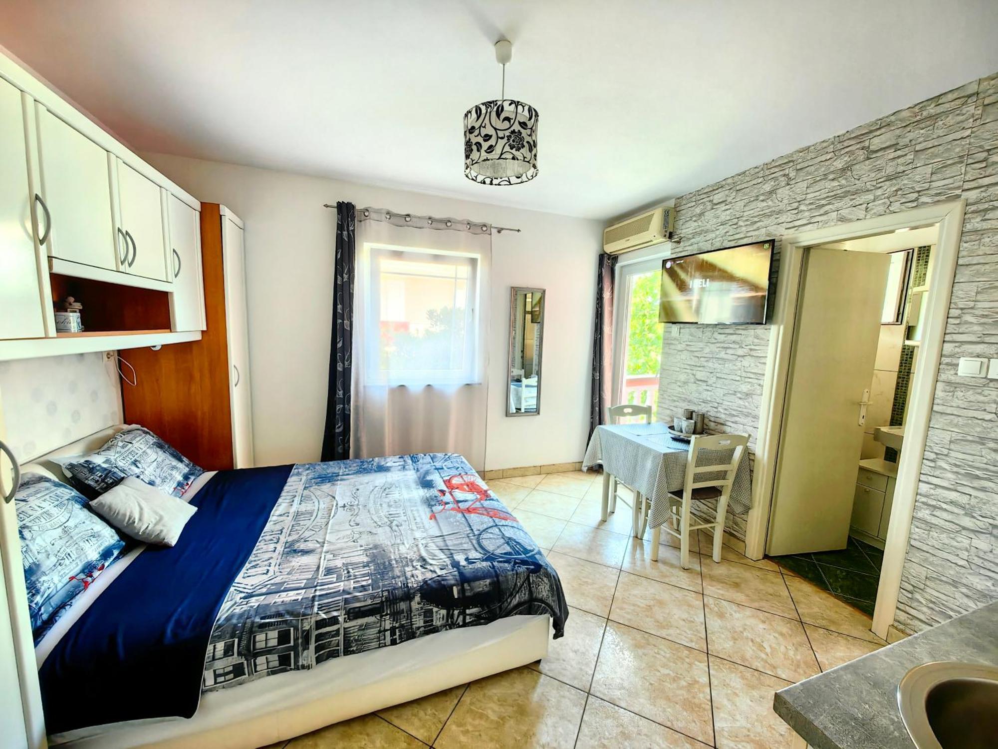 Apartments Lea With Pool مالينسكا المظهر الخارجي الصورة